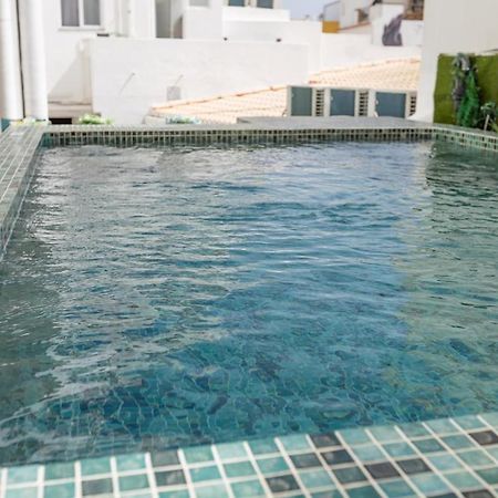 קארבואירו O Quintal Guesthouse מראה חיצוני תמונה